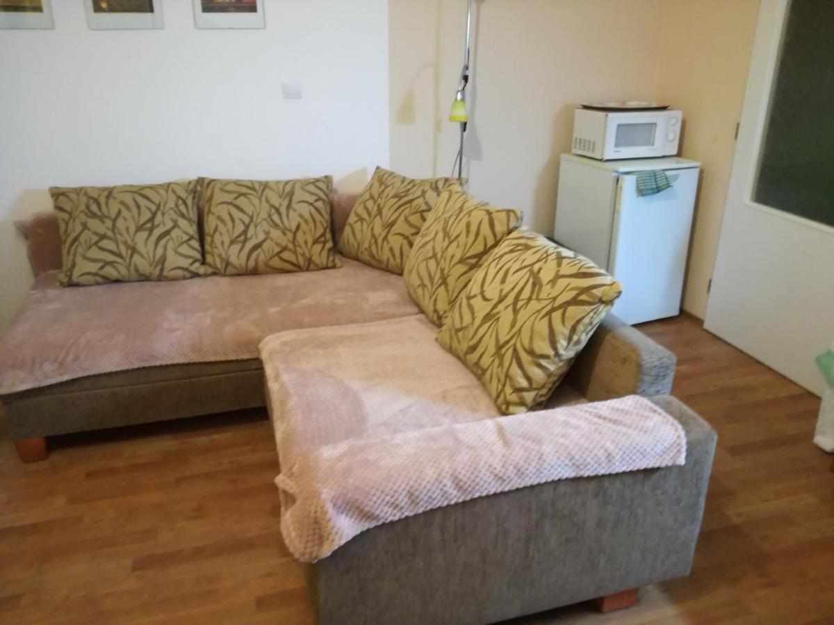 Apartman Orbit Karlov  Exterior foto